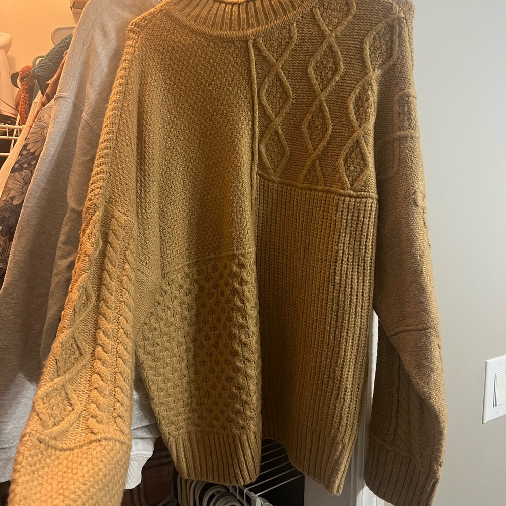 American Eagle Outfitters Tan Knit Cardigan